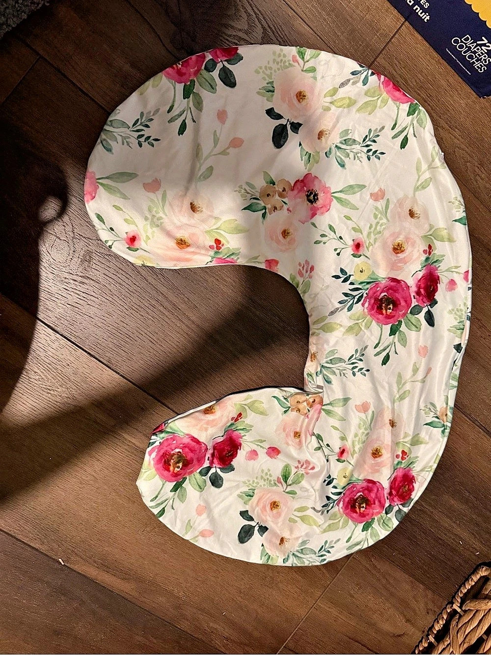 Floral Boppy cover Pink & White Like New